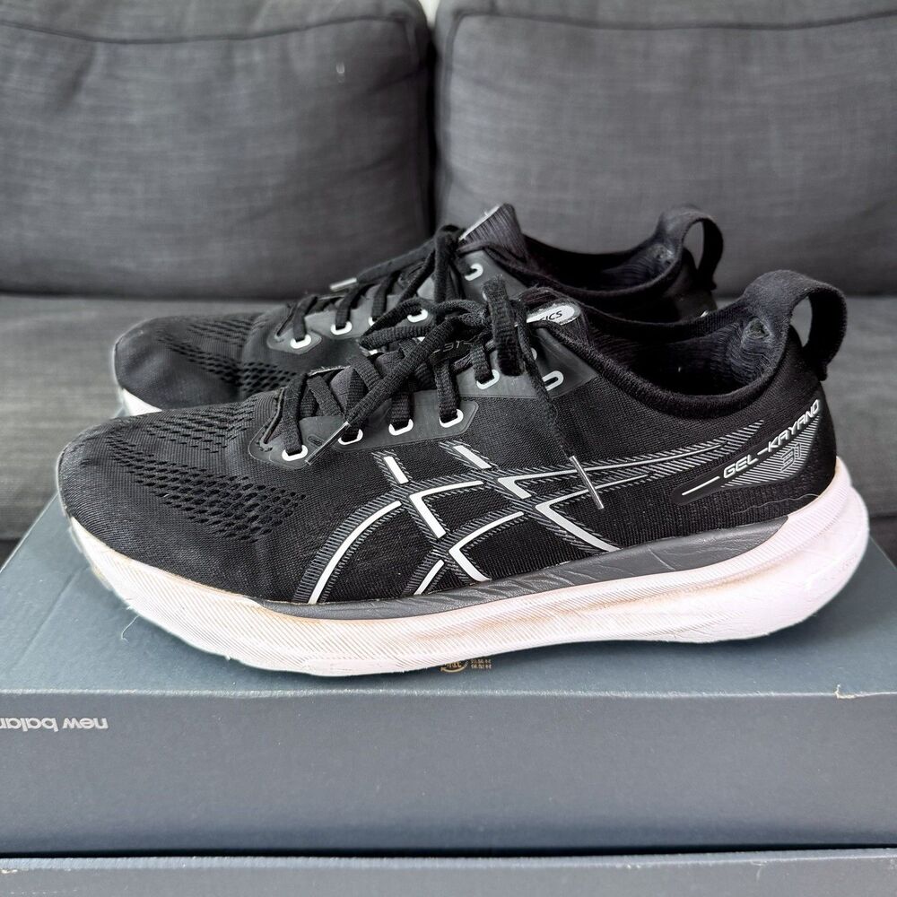 ASICS Gel Kayano 31 Black White Running Shoes Men's Size 10.5